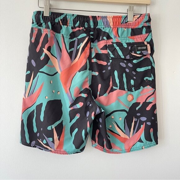 Boys Volcom Swin shorts tropical elastic waist swim trunks size X-large - Picture 2 of 9